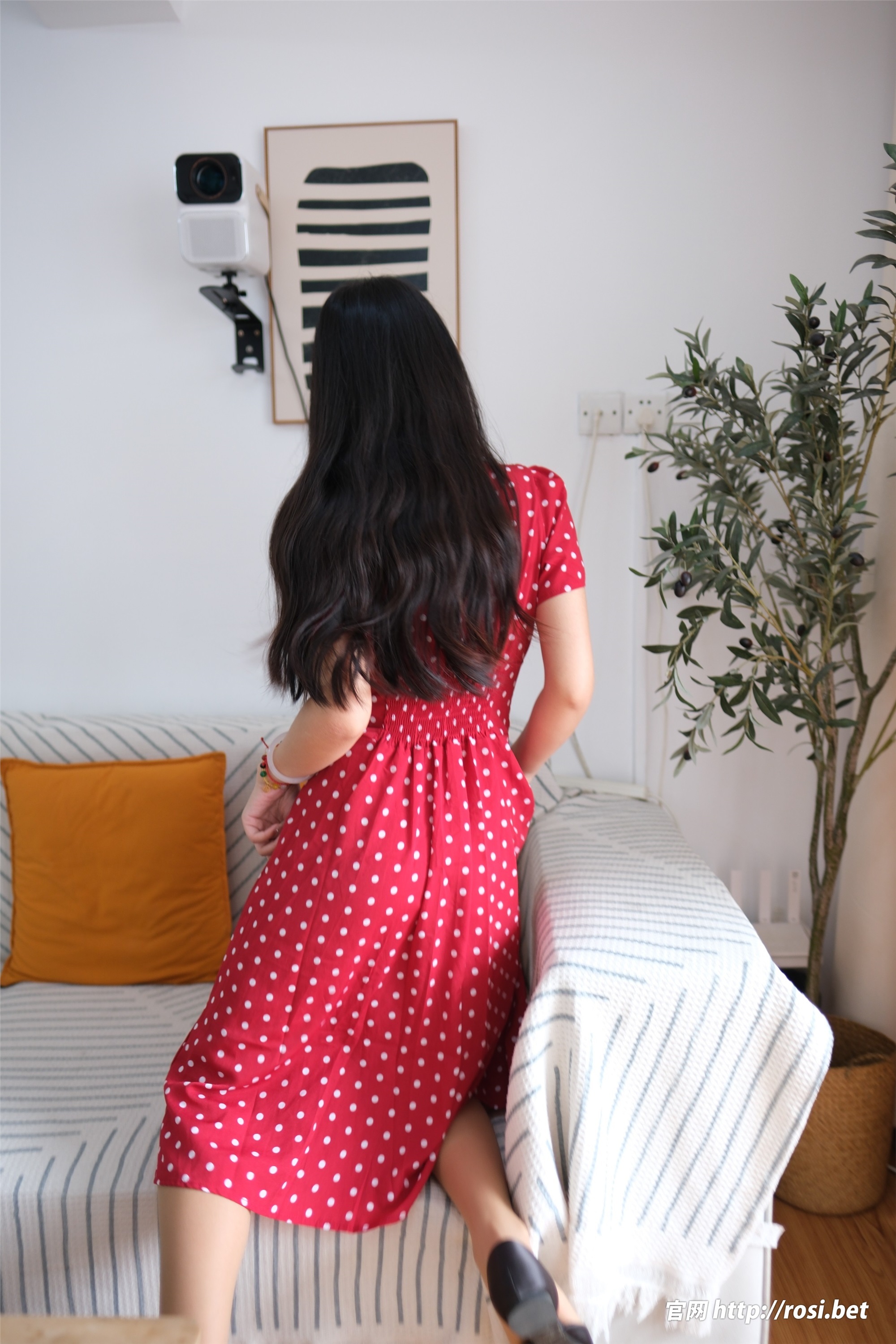 ROSI写真 2024.09.11 NO.4664